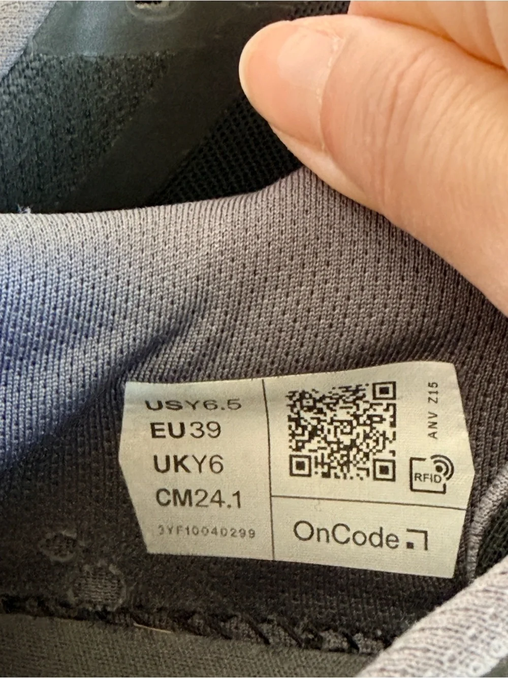 On Cloudleap Big Kids Running shoes
